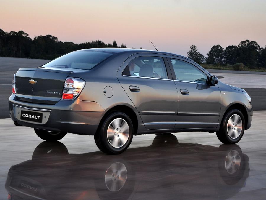  Chevrolet Cobalt 2011 года  (BR) (фото 2 из 16)